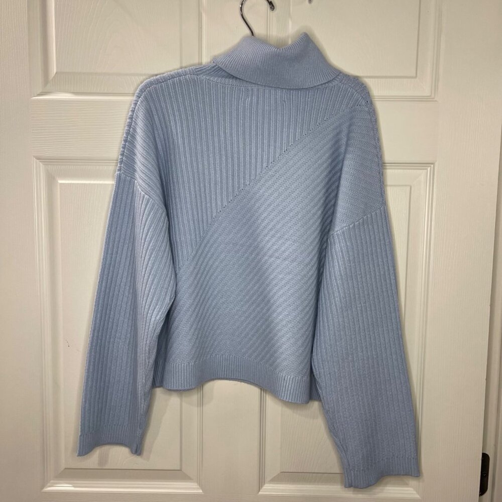 Magaschoni Turtleneck Sweater Women's Size Large Light Blue Ribbed Knit Rayon - Picture 3 of 10